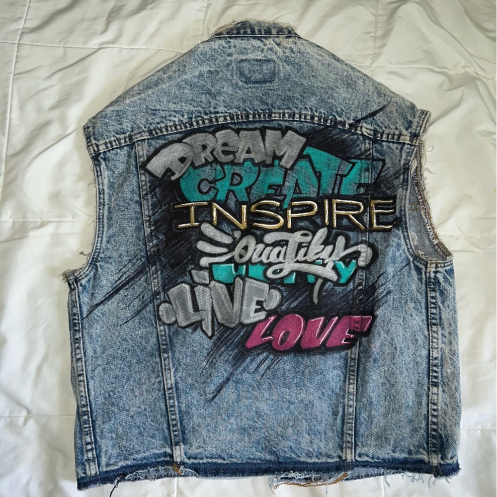 Custom 1of1 Levi’s vest